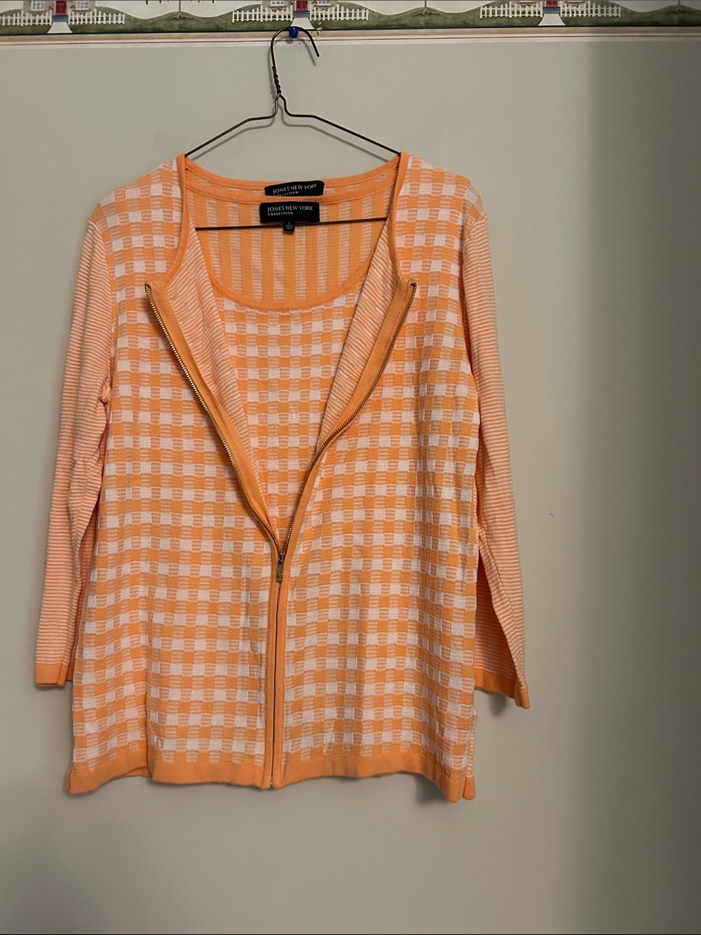 Jones New York Peach/White Checked Zip-Front Cardigan with Tank size Large